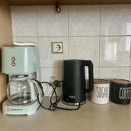 Vintage House Overlooking The Statue Of Leonidas * Esparta